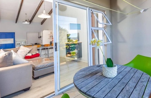 Knysna Central Apartment | Stunning Apartment Knysna Central