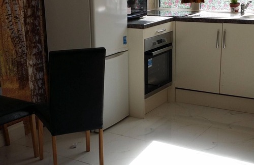Tottenham Apartment | Stunning apartment with private garden