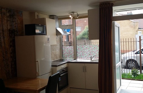 Tottenham Apartment | Stunning apartment with private garden