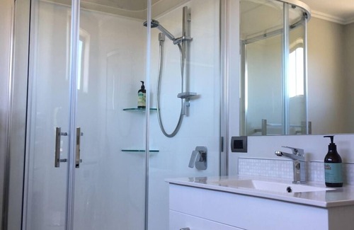 Alexandra Apartment | Stunning Apartment with open view over reserve