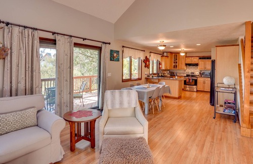Athens House | Stunning Athens Retreat on Sleepy Hollow Lake!
