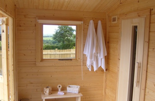 Saint Breward Cottage | Stunning Award Winning Cottage with Hot Tub & Sauna 10 mins from the Beach