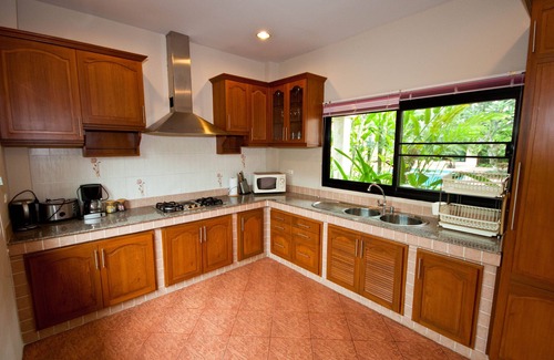 Nong Prue Villa | Stunning Balinese Style Pool Villa