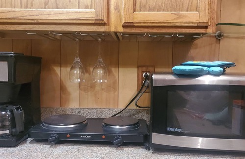 Stephens City Apartment | Stunning Basment Studio 10 min away from Shanndoah University