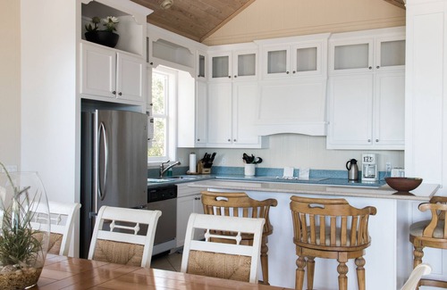 Great Guana Cay House | Stunning bay home with private pool & dock