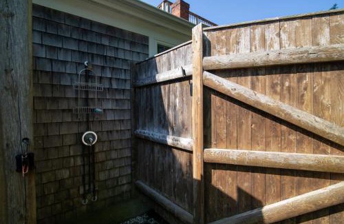 North Eastham House | Stunning Bay Views by Beach Dog Friendly