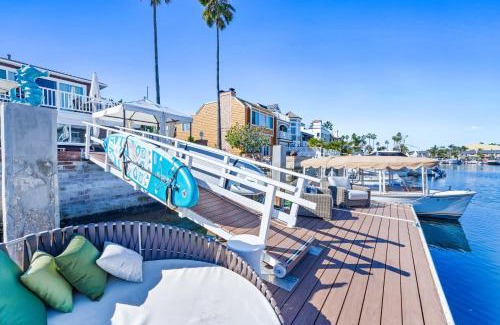West Newport House | Stunning Bayfront Home w Epic Dock on Peninsula