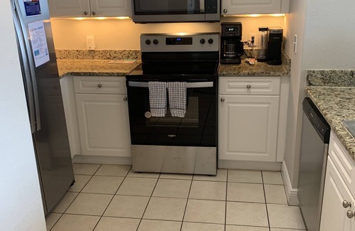 Open Sands Condo | Stunning beachfront condo. Enjoy amazing sunsets. Beach Chair Service Mar-Oct
