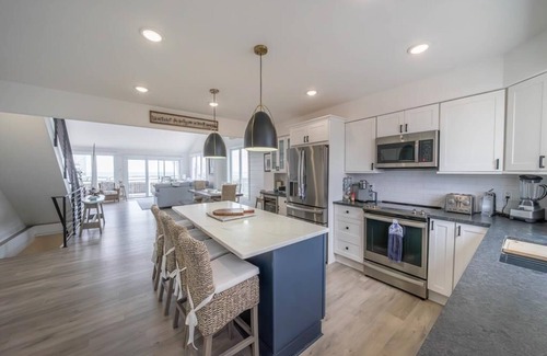 Dennisville House | Stunning Beach Front Home with Amazing Views!