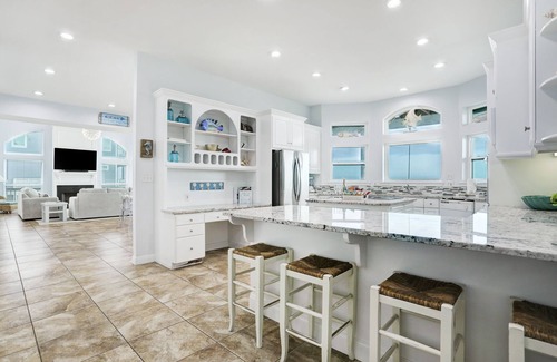 Indian Beach House | Stunning Beach Front Retreat in Galveston