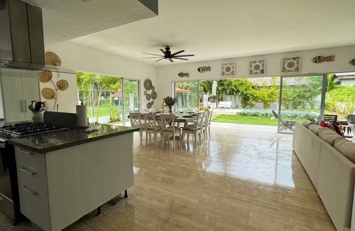 Portillo Villa | STUNNING BEACH VILLA, 4 bedrooms and private pool