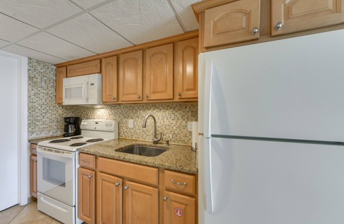 Wildwood Crest Condo | Stunning Beachfront Condo w/Panoramic Ocean View