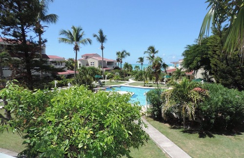 Dickenson Bay Villa | Stunning Beachside Apartment in the beautiful Dickenson Bay