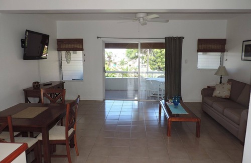 Dickenson Bay Villa | Stunning Beachside Apartment in the beautiful Dickenson Bay