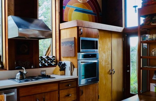 Inverness House | Stunning Beauty! Stay Cool above Tomales Bay!