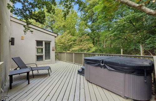 Bellevue House | Stunning Belle Meade Mansion with Luxury Amenities and Hot Tub, Great Summer Rates