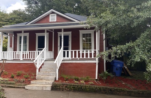 Cabbagetown House | Stunning Beltline Getaway Krog St Market- Sleeps 8