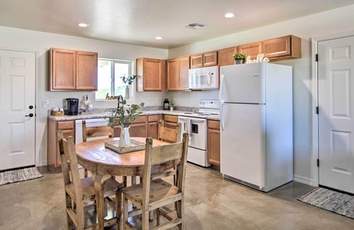 Pomerene House | Stunning Benson Retreat Near Hiking Trails!
