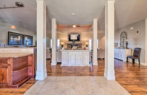Branson Villa | Stunning Branson Villa with On-Site Golf Access