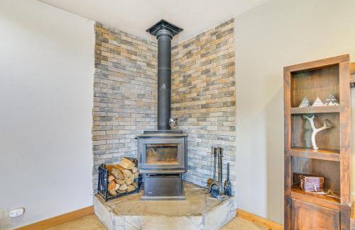 Buena Vista House | Stunning Buena Vista Home about 4 Mi to River Rafting!