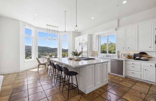San Rafael House | Stunning California Home & Pool