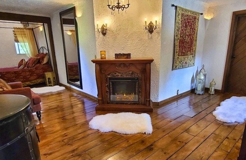 Irasburg Other | Stunning Castle near Crystal Lake, Hot tub, 20 acres
