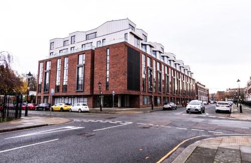 Georgian Quarter Apartment | Stunning Centrally Located Studio Apt