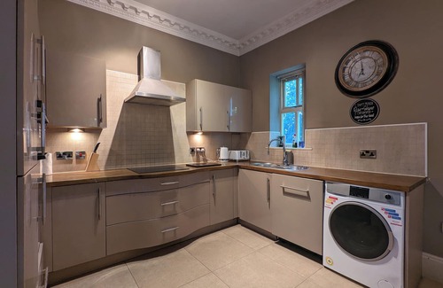 Salford Apartment | Stunning Chaseley Grade 2, 2KB Apt - Salford