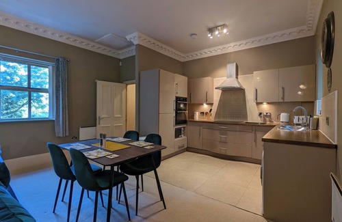 Salford Apartment | Stunning Chaseley Grade 2, 2KB Apt - Salford
