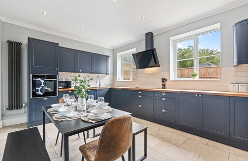 East Drayton House | Stunning & Charming Home | Free Wi-Fi | Sleeps