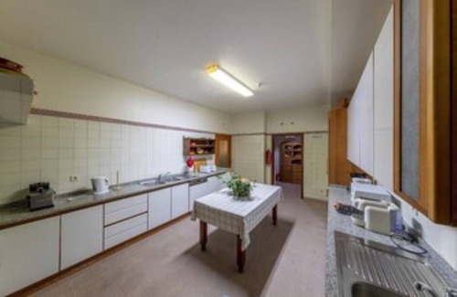 Felgueiras House | Stunning, Charming, 12 Bedrooms all ensuite, 2.5 Hect Fenced