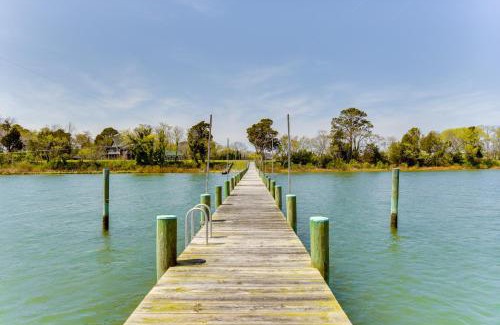 Machipongo House | Stunning Chesapeake Bay Farmhouse with Dock and Kayaks