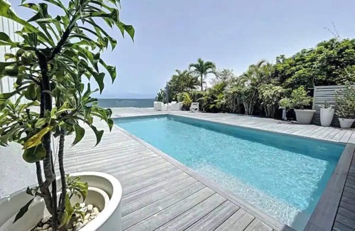 L'Houezel Villa | Stunning chic villa with private pool and jacuzzi
