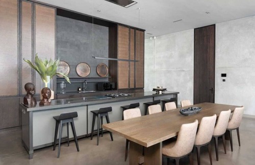 Clifton Villa | Stunning clifftop villa with dreamy ocean views