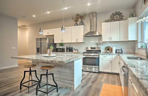 Clovis House | Stunning Clovis Home about 1 Mile to Old Town!