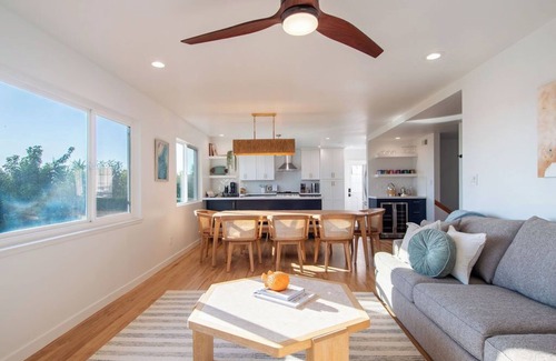 Bay Park House | Stunning Coastal Breeze Retreat - Pool, Spa, Firepit, Ocean Views, Games