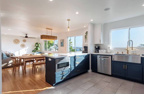 Bay Park House | Stunning Coastal Breeze Retreat - Pool, Spa, Firepit, Ocean Views, Games