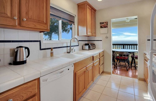 La Selva Beach House | Stunning Coastal Cottage w/Views of Monterey Bay!