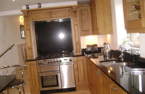 Knott End-on-Sea Cottage | Stunning coastal country cottage 2 beds sleeps 5