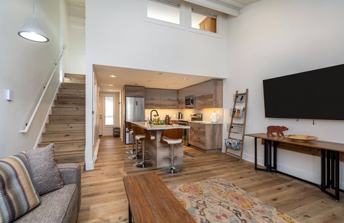 Bear Valley Condo | Stunning Condo CS#97 by Bear Valley Vacation Rentals