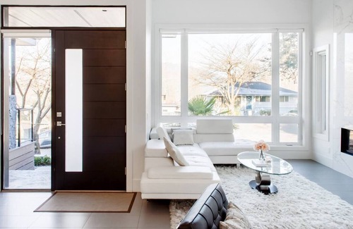 Burnaby House | Stunning Contemporary Home with Beautiful Ocean and Mountain Views!