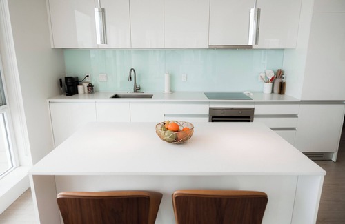 Victoria Park Condo | Stunning Corner Suite with Breathtaking Views of the Saddledome and Skyline