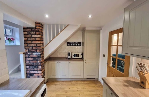 Knutsford Cottage | Stunning Cottage in Knutsford by City SuperHost