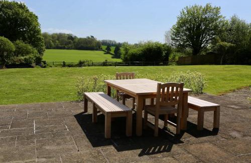 Eartham House | Stunning Cottage in South Downs National Park