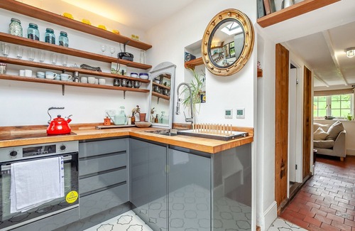 Henfield Cottage | Stunning cottage set in a really peaceful location, very private and off the main road.