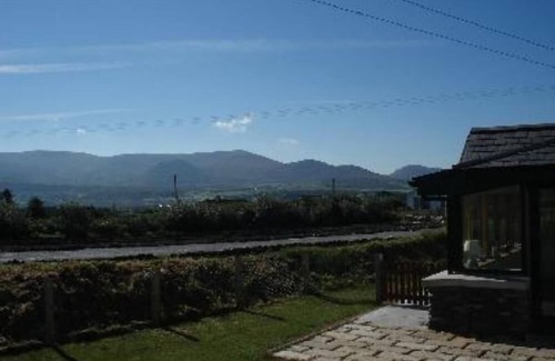 Waterville House | Stunning country cottage near Waterville