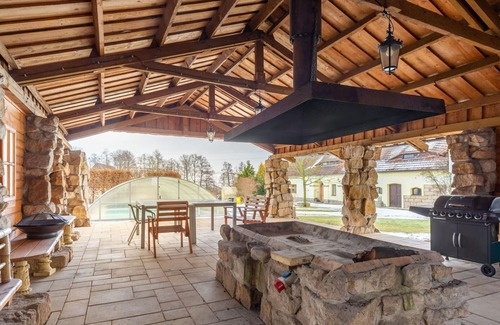 Martinkovice House | Stunning private villa for 12 people with WIFI, private pool, TV and patio
