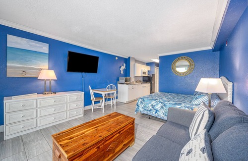 Lenox Park Condo | Stunning direct oceanfront views from your own balcony!
