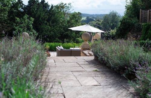 Cutsdean Cottage | Stunning dog friendly country house - Ford Bank Cottage