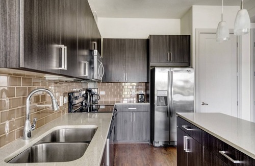 West End Apartment | Stunning Downtown 1BR w/Gym, W/D, Pool, walk to 6th St, by Blueground